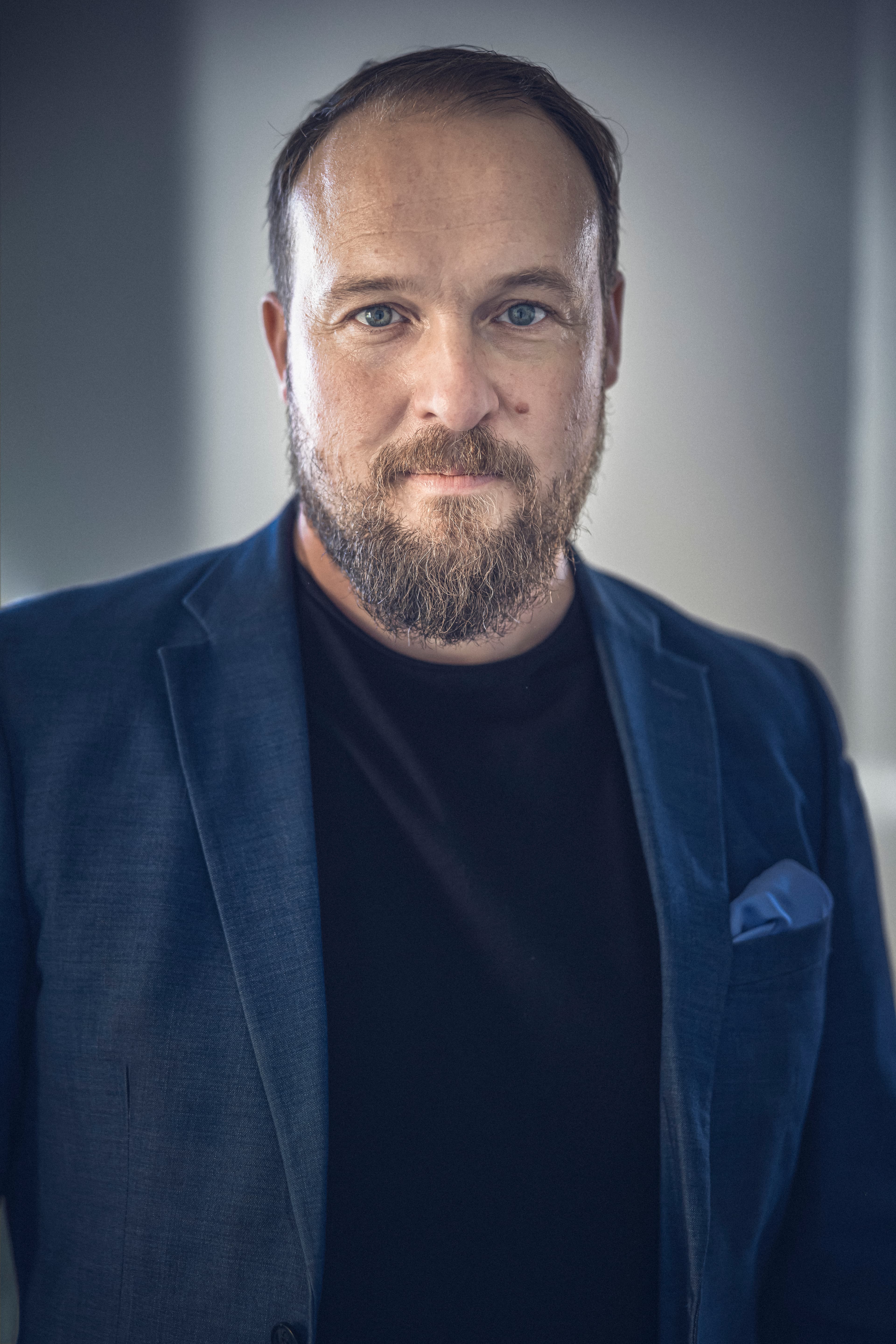 Headshot Jesper Sjölander 2